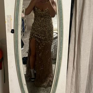 PROM DRESS. JOVANI. SIZE 6